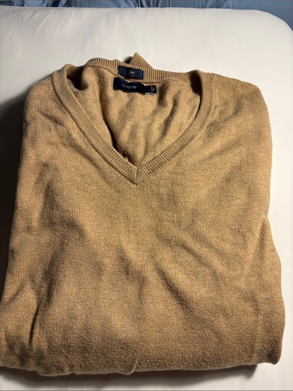 Slim Fit Tan V-neck sweater L